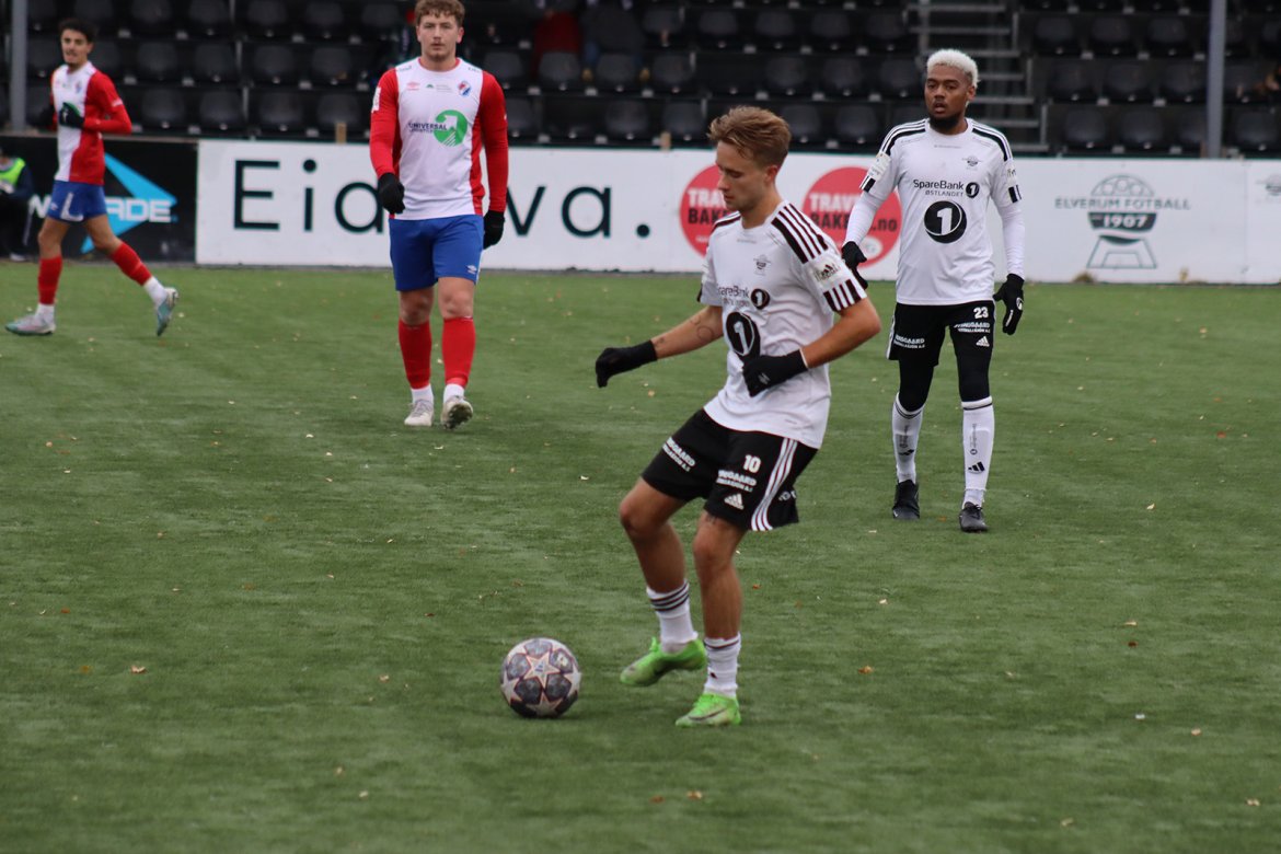 Målbonanza Og Mange Unggutter Fikk Sjansen Mot Fuvo Elverum Fotball 