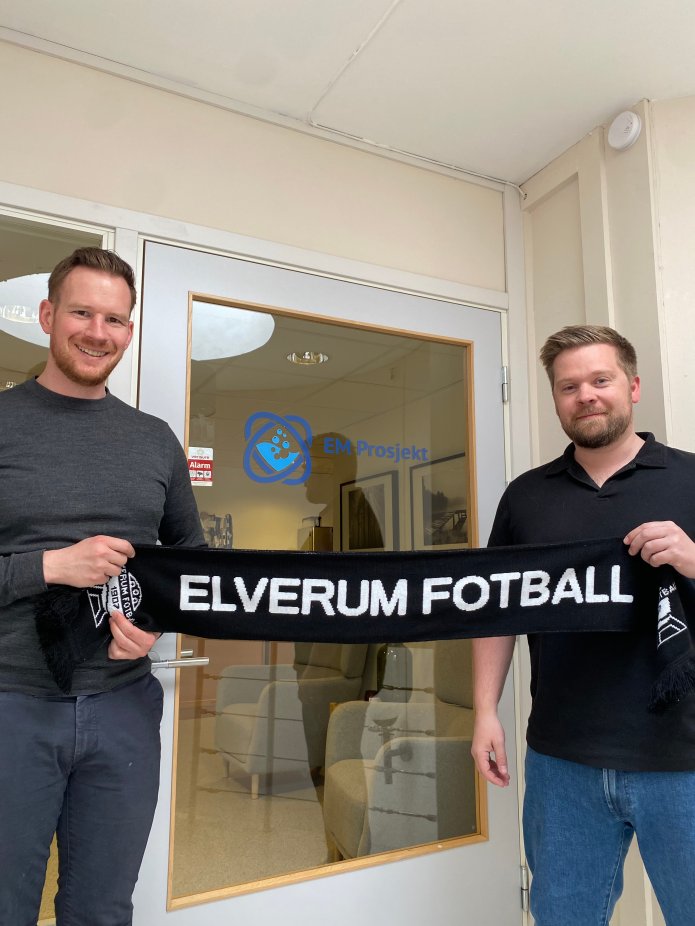 EM Prosjekt AS signerer samarbeidsavtale med Elverum Fotball
